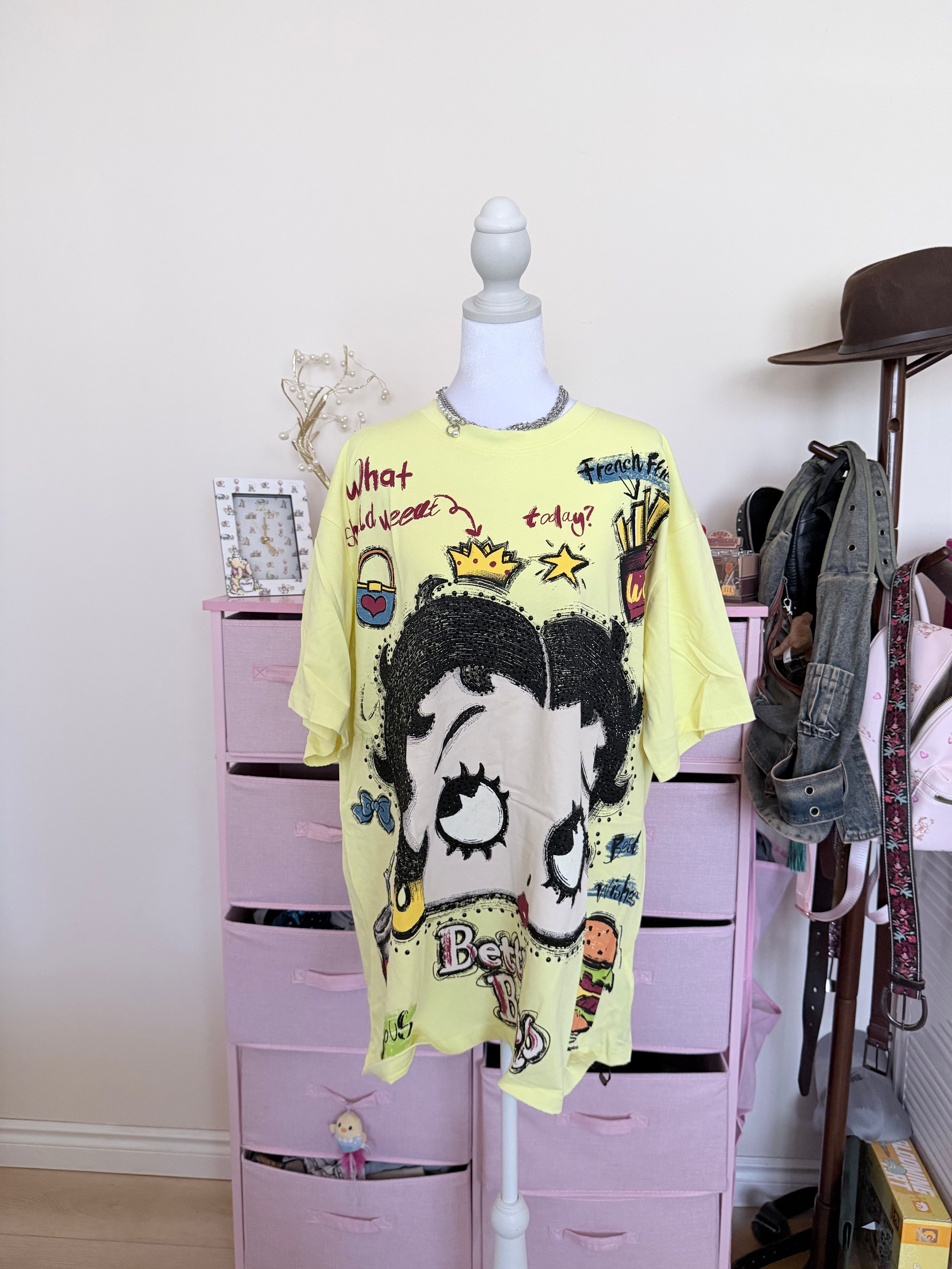 Yellow Vintage Cartoon Graphic T-Shirt | Y2K Retro Oversized Tee