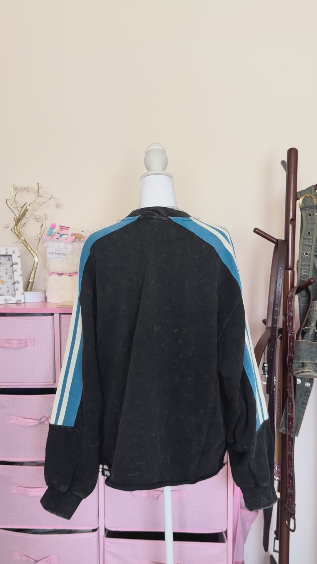 Cartoon Heart Patchwork Oversized Sweatshirt