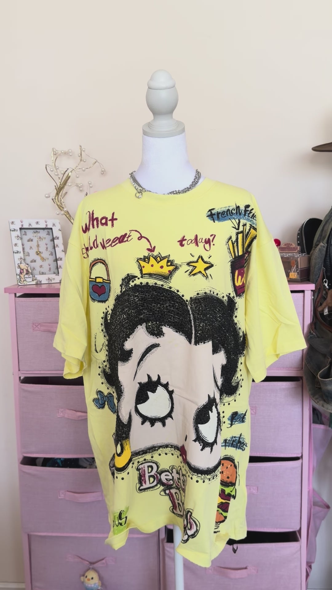 Yellow Vintage Cartoon Graphic T-Shirt | Y2K Retro Oversized Tee