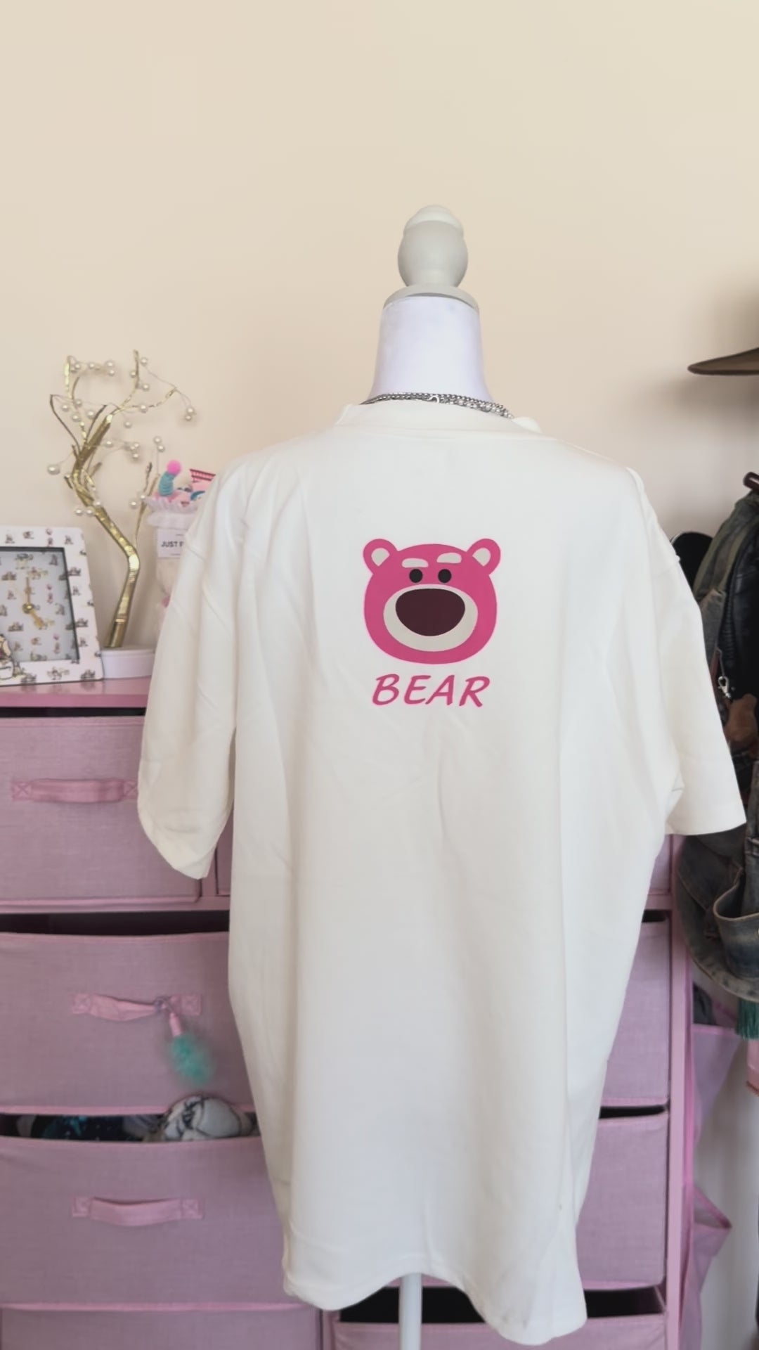 White Lotso Faux Fur Graphic T-Shirt | Cute Y2K Oversized Tee
