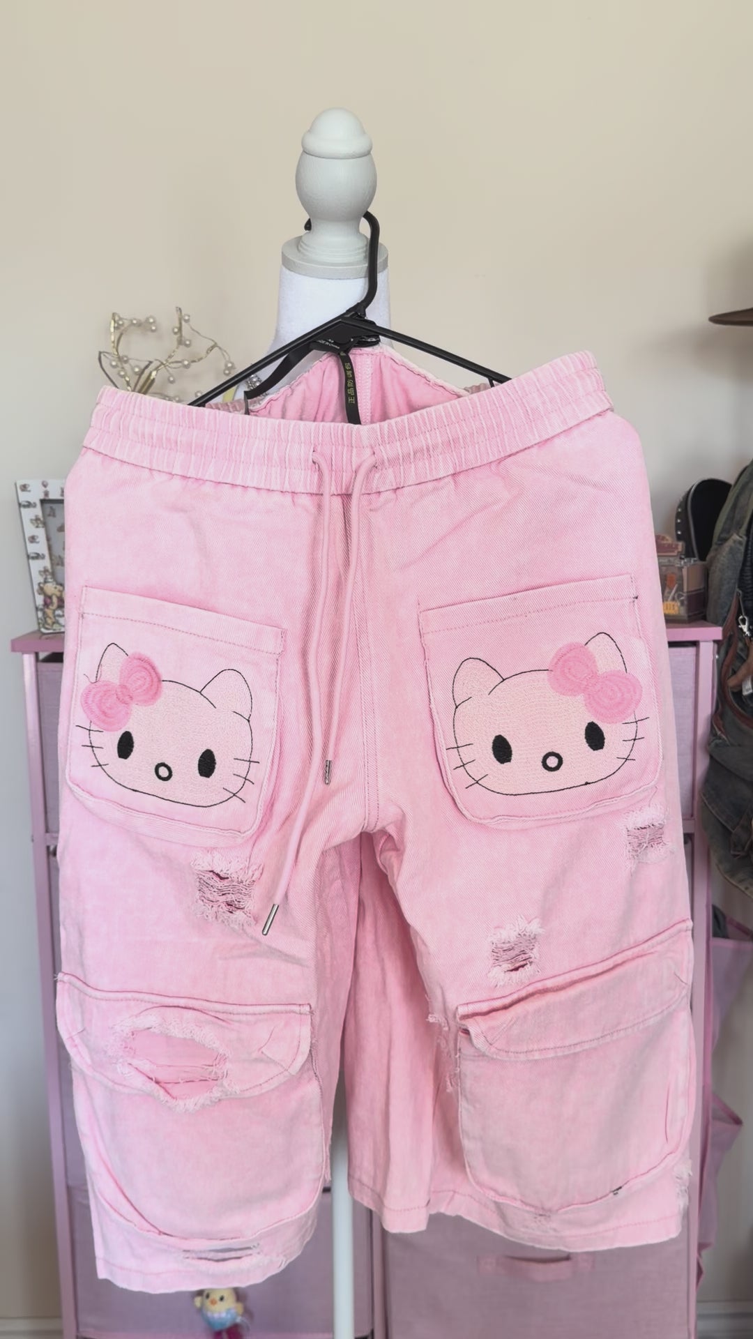 Kawaii Patch Pocket Distressed Denim Shorts – Pink