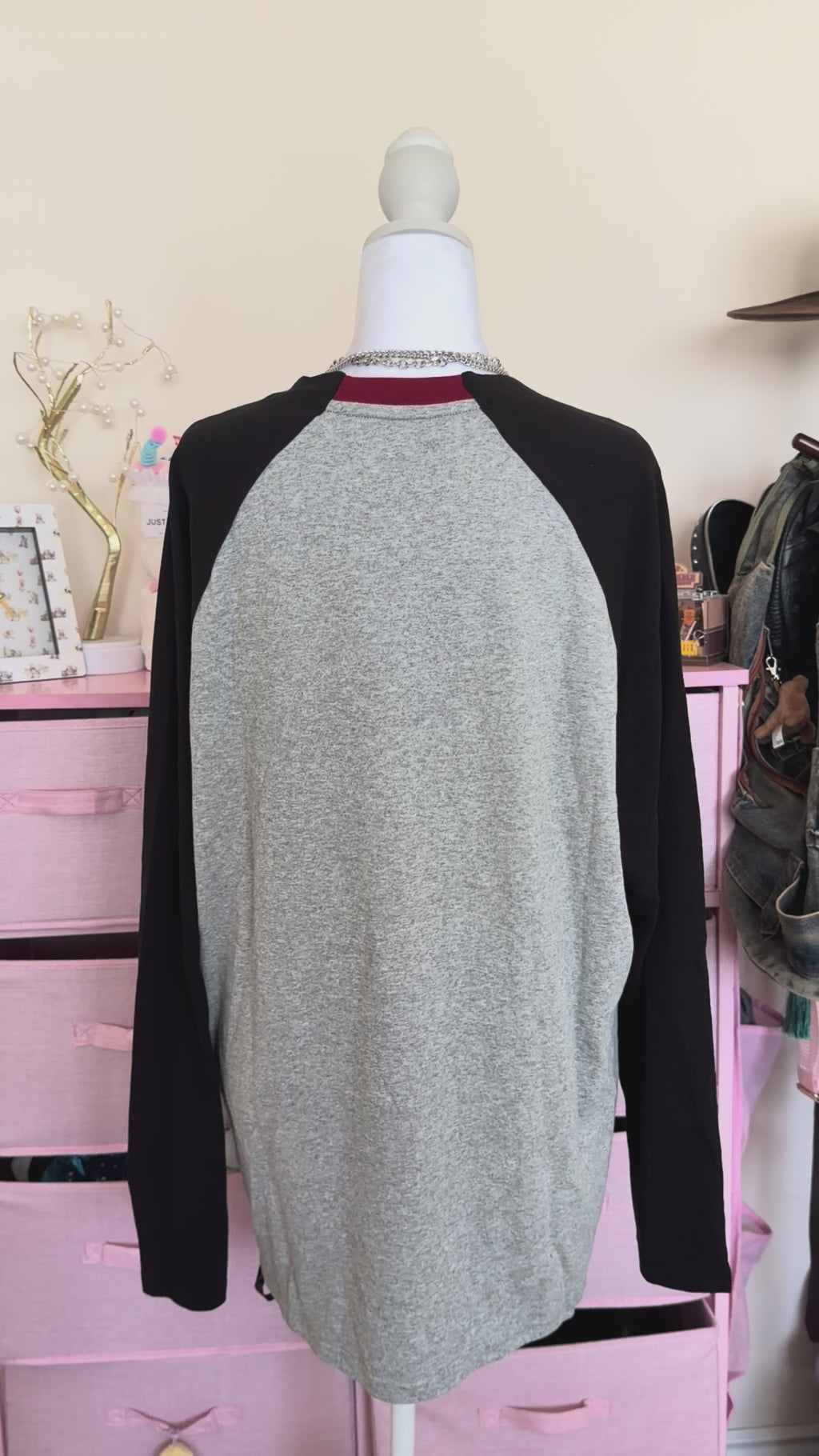 Grey Raglan Cartoon Graphic Long Sleeve T-Shirt | Y2K Casual Streetwear Top