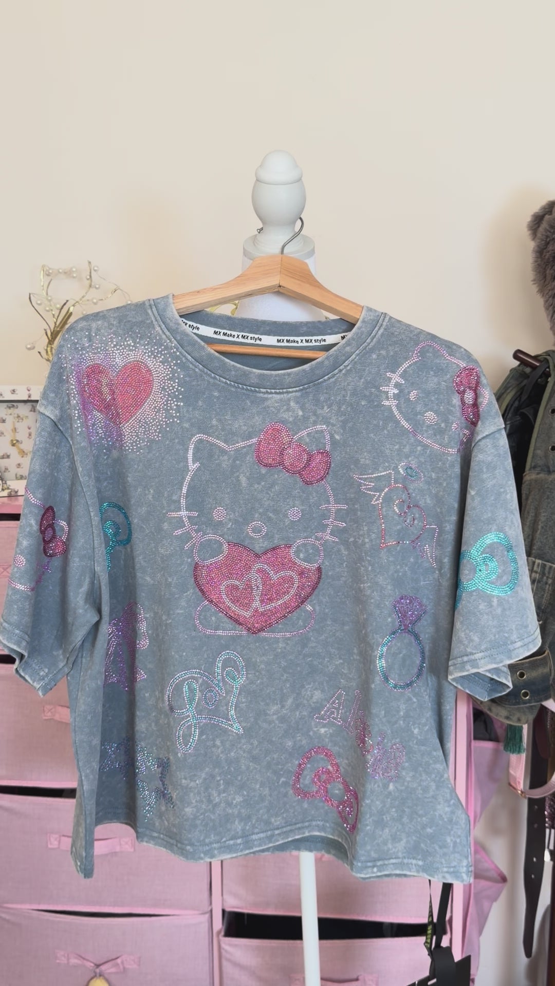 Rhinestone Kitty Graphic Acid Wash Oversized Cropped T-Shirt – Blue