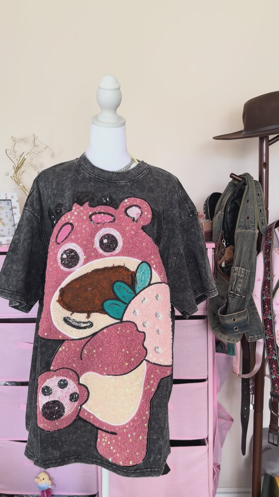 Vintage Teddy Patchwork Oversized T-Shirt – Acid Wash Black
