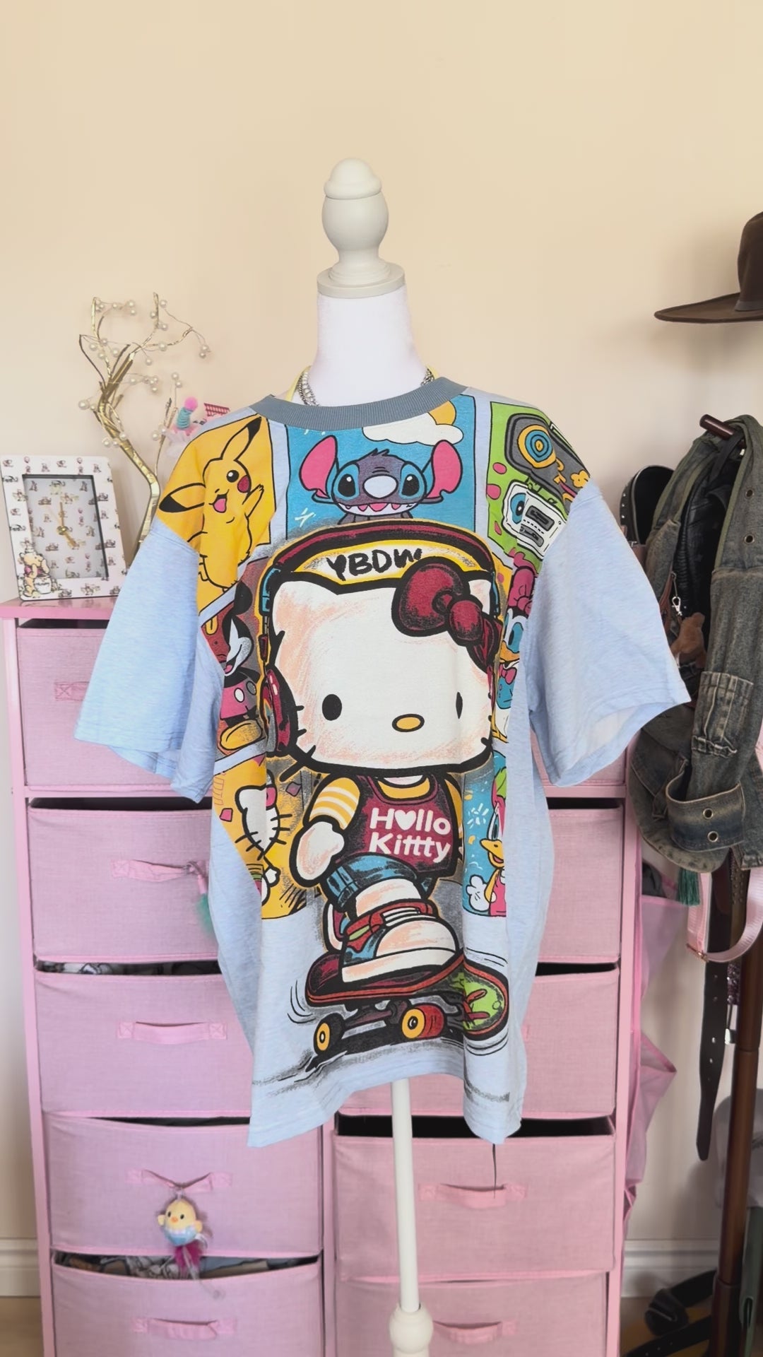 Vintage Cartoon Collage Graphic Oversized T-Shirt – Blue